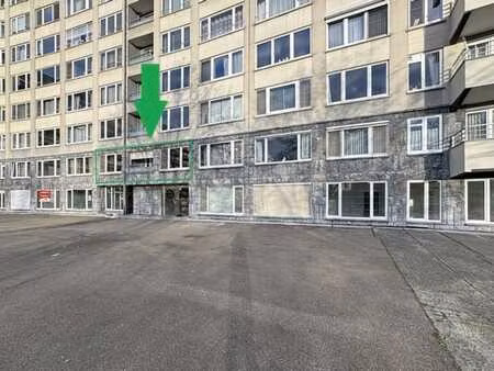 appartement une chambre avec balcon cave et garage