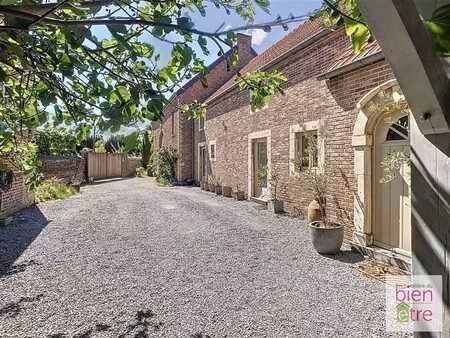 propriété d'exception - 3 logements/partie pro - opportunité