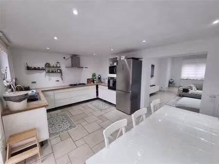 maison 3 chambres-bureau-peb c-jardin