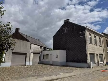 maison avec dépendances offrant un super potentiel à perwez