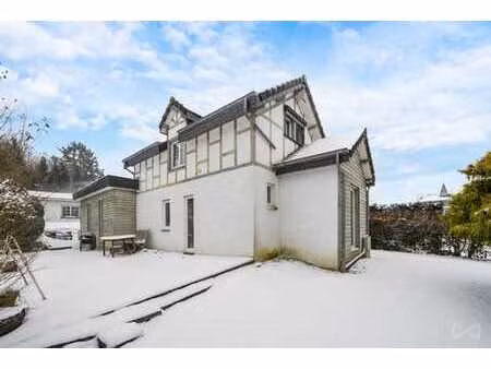 spa - lumineuse 4 façades rénovée avec grand garage