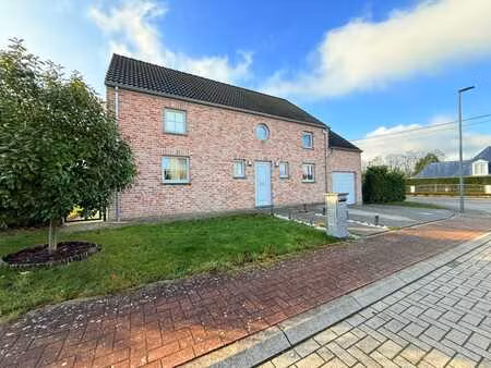 villa 4 façades de 2013 à virginal