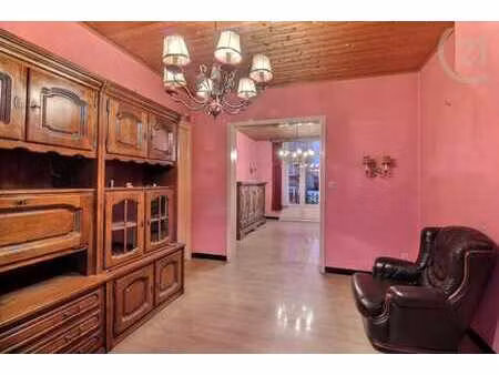 maison de rapport + commerce + 2 logements – karreveld