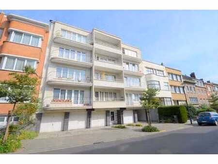 quartier mai - appt 2 ch +/- 98m2 + 2 terrasses