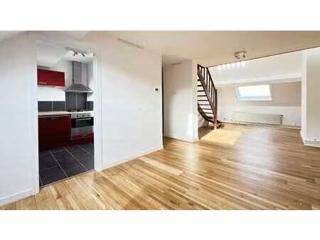 ix-- apt de 65m² 1 chambre (ipi 516792)