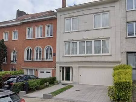 magnifique maison 4 chambres + garage