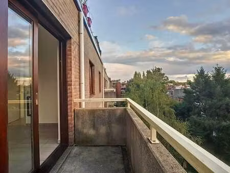 appartement/studio 1 chambre + balcon