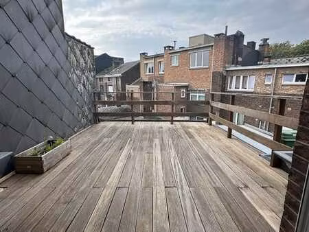 appartement 70m2 / terrasse 25m2 / vennes  liège