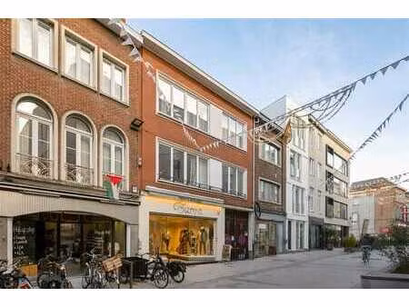 commerce avec appartement