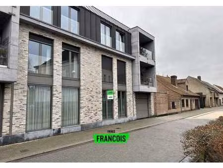 appartement récent au rez-de-chaussée avec emplacement de p…