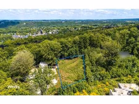 belle parcelle à bâtir de 2.944 m² !