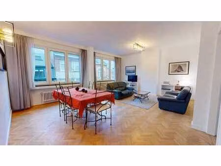 cinquantenaire/tongres : bel appartement meuble 2 chambres