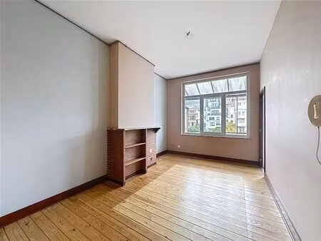 la chasse  appartement 1ch avec terrasse