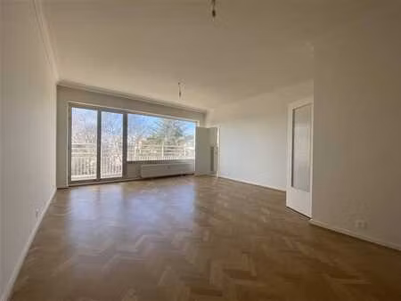 appartement avec deux grandes terrasses