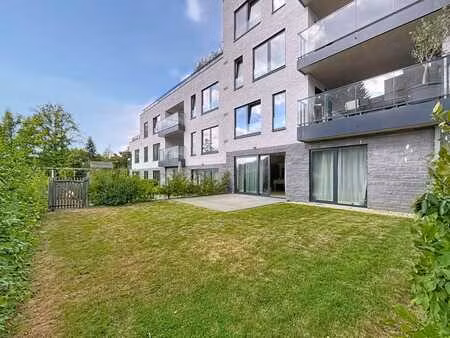 rez de chaussée - jardin + parking inclus