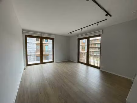 superbe appartement 63m2 à louer (bail longue durée)