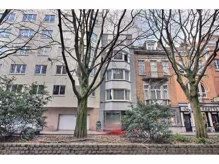 duplex 1 chambre de 94 m² avec terrasse au cinquantenaire