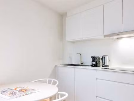 duplex 2 chambres meublé près de l’avenue louise - meublé