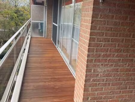 appartement lumineux 2 chambres et dressing  cave et garage