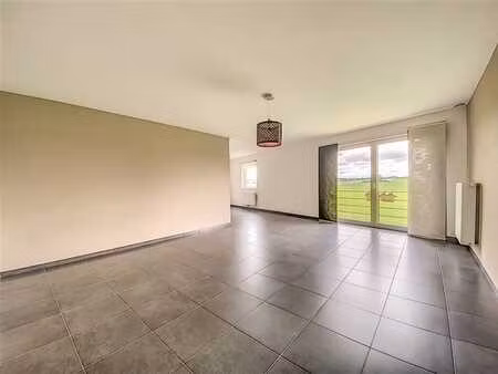 magnifique appartement 2 chambres avec emplacement de parkin