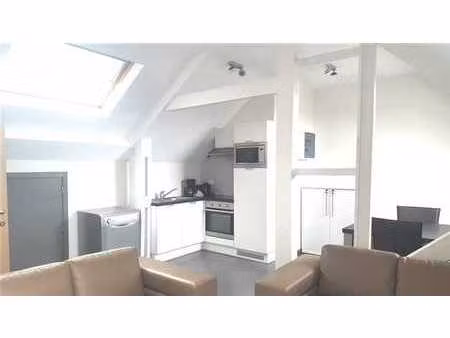 studio moderne et meublé  pour deux personnes  dans le centr