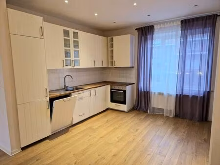 bel appartement 2 chambres +/- 90 m² centre ville waterloo