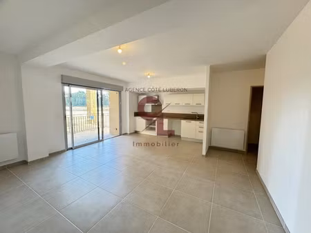 location appartement 3 pièces 66 m² à plan-d'orgon (13750)  990 €