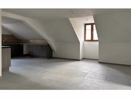 location appartement  58.27 m² t-3 à thann  740 €