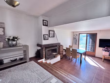 vente maison 5 pièces 200 m² la cadière-d'azur (83740)