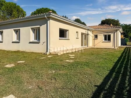 maison moderne à la coucourde avec 5 chambres spacieuses