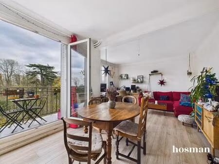 magnifique appartement 3 pièces avec vue imprenable sur les buttes-chaumont - 7ème étage t
