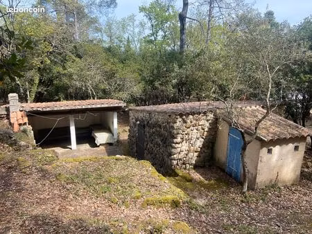 cabanon avec terrain 3200m² pour loisirs