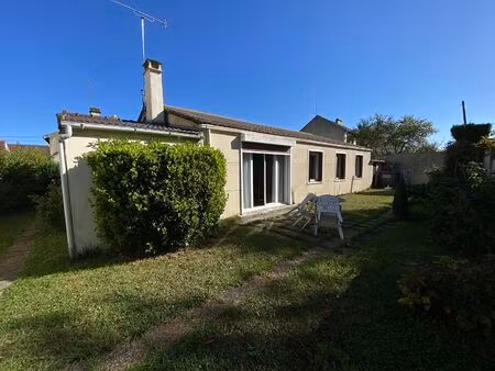 dammartin sur tigeaux  maison individuelle  5 pièces 100 m2  4 chambres  jardin et garage.