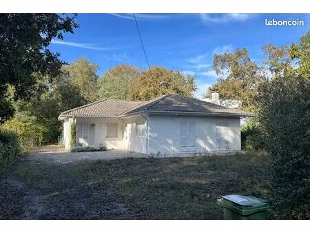 maison à rénover – 1 280 m² de terrain – piscine – saint-aubin-de-médoc