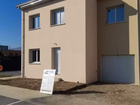 terrain 241 m² tullins