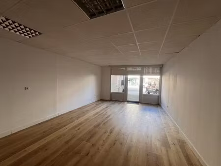 local commercial à réalmont