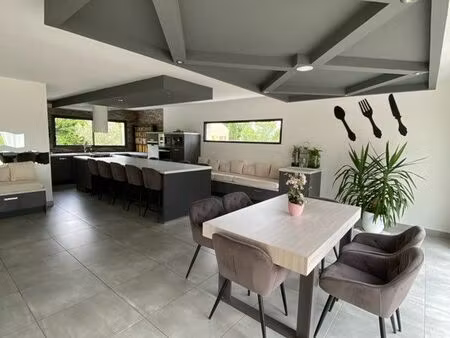 villa 6 pièces grande pièce à vivre 100m2