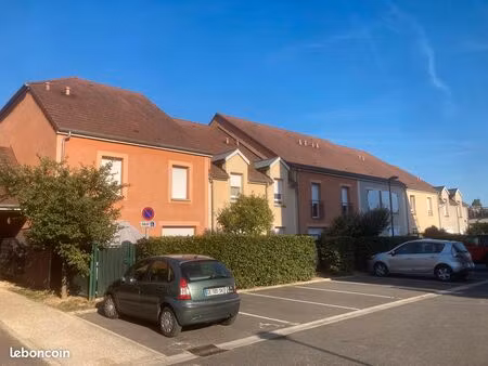 montereau ville basse - res bbc 2013 - beau duplex t3 avec 2 ch + terrasse + jardin + 2 pa