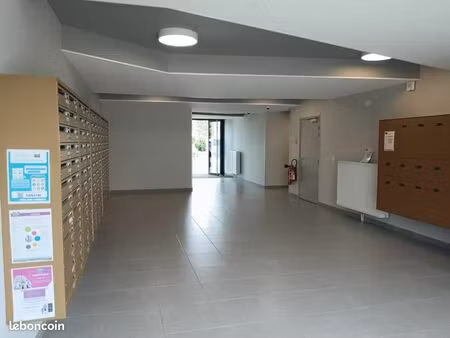 studio 1 pièce 18 m²