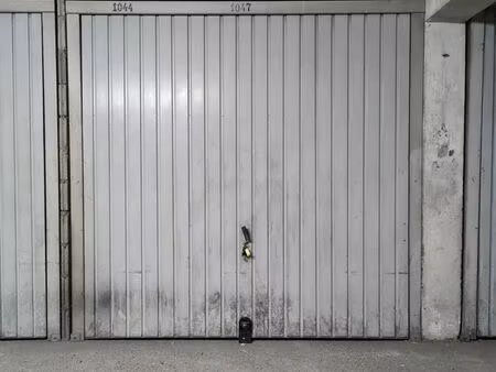 box à louer - 22 / 30 rue du borrego  paris 20eme