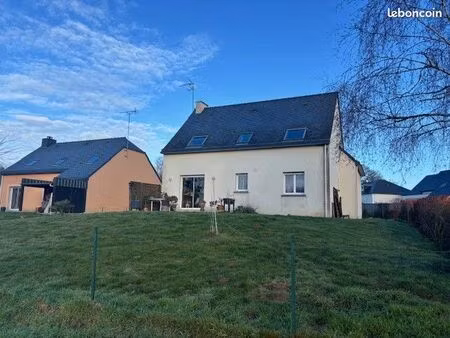maison 5 chambres à fougeres
