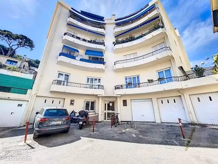 studio 1 pièce 20 m²