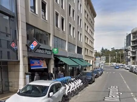 garage box électrique à louer x-rousse caluire