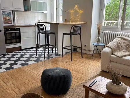 à louer – t2 meublé 35 m² – à 3 min à pied de la gare