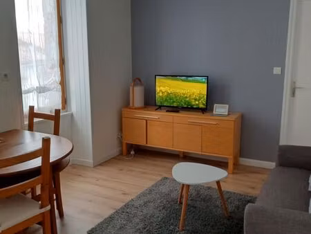 t3 meublé très charmant centre de chavagnes