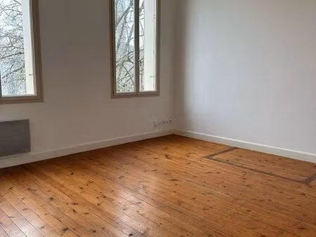 loue appartement t3 lussac centre-ville