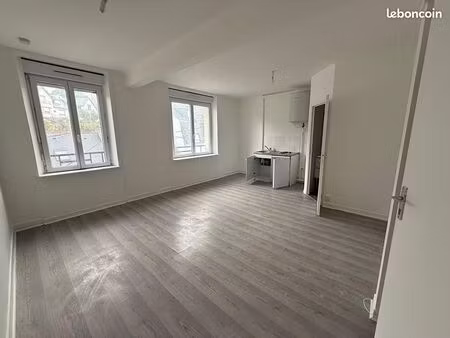 studio 1 pièce 26 m²