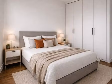 à louer – t2 de 40 m² entièrement rénové – disponible à partir de mai