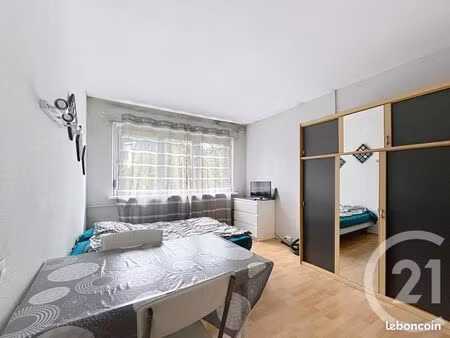 studio 1 pièce 22 m²