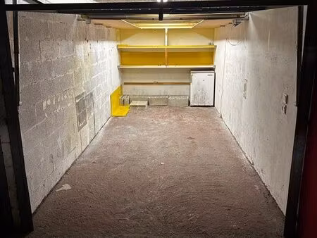 garage ou box fermé